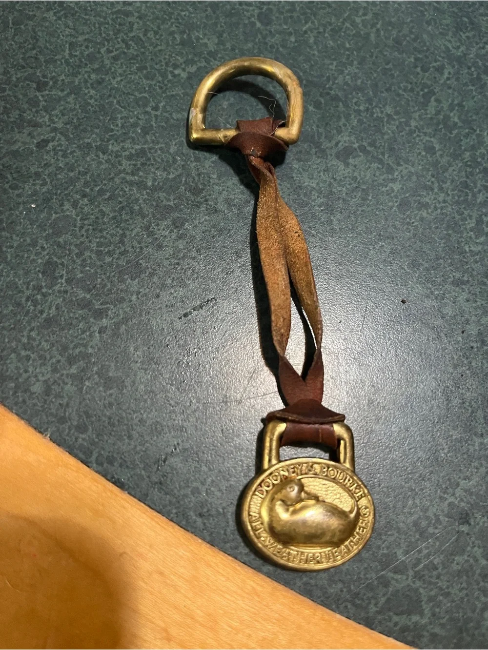 Dooney & Bourke Duck Accent key chain Tag - Brown